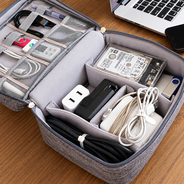 Case Organizador de Cabos e Eletrônicos Personalizado 