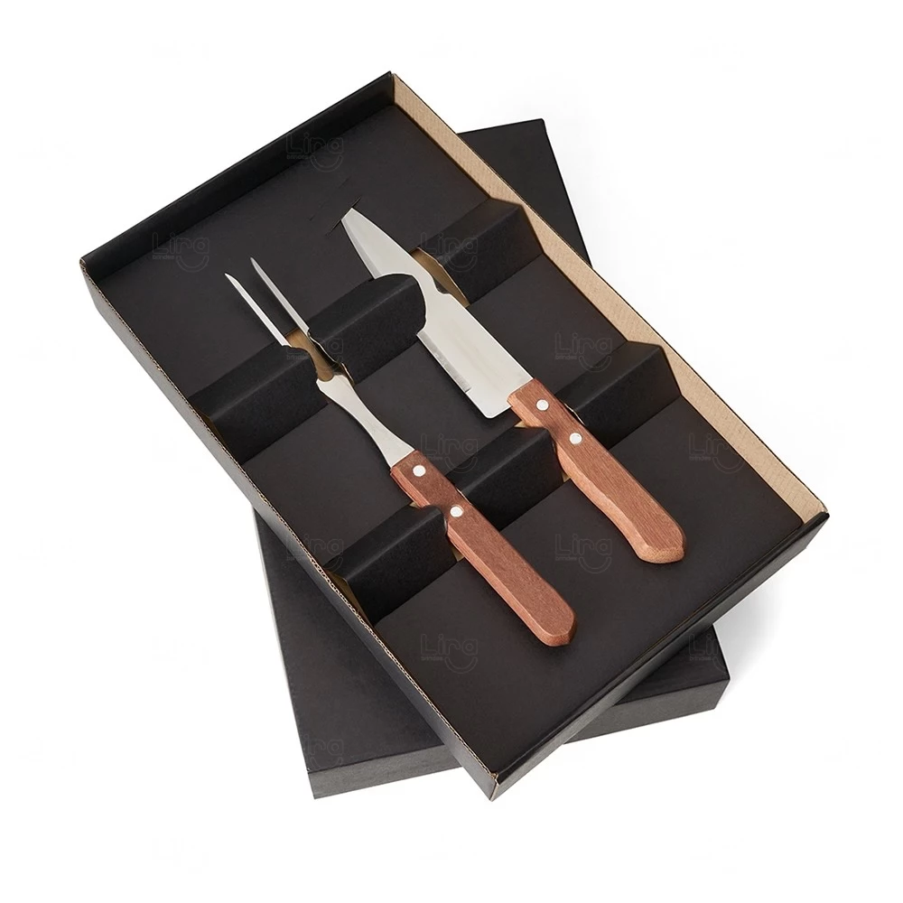 Kit Churrasco Personalizado Inox e Madeira - Faca, Garfo e Tábua 