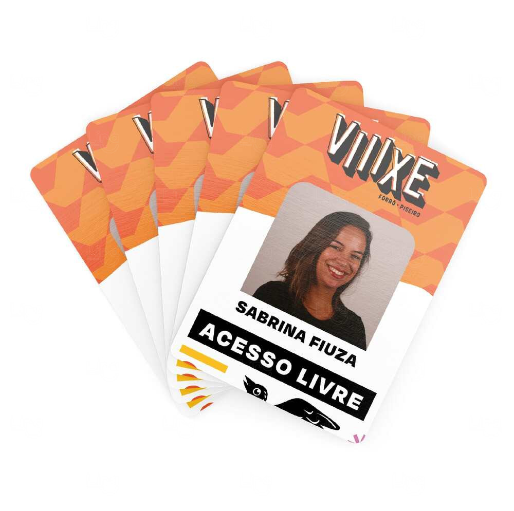 Crachá em PVC Personalizado 