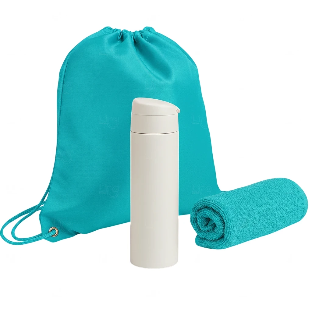 Kit Pé na Areia Personalizado - Garrafa, Mochila e Toalha 