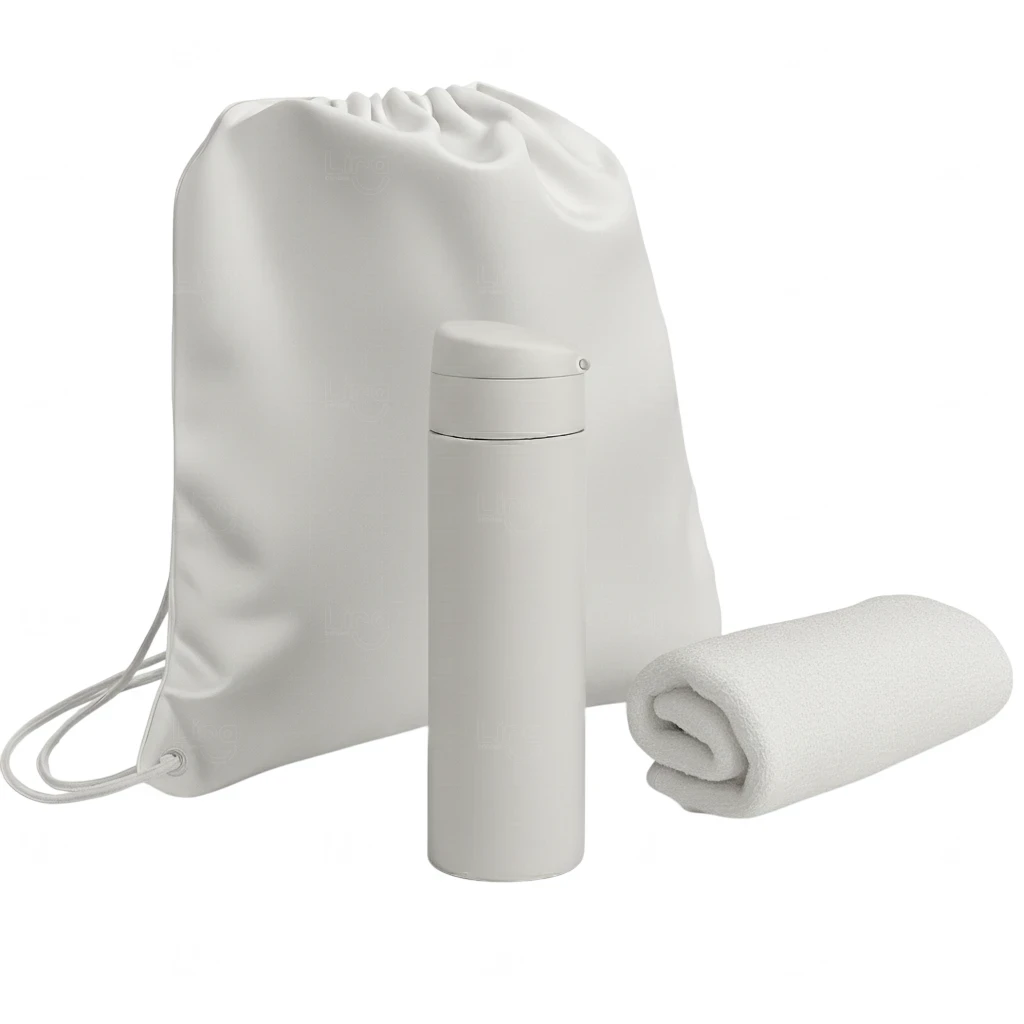 Kit Pé na Areia Personalizado - Garrafa, Mochila e Toalha 