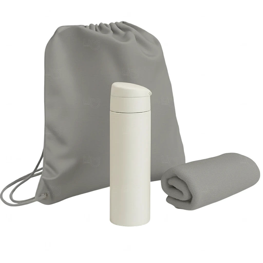 Kit Pé na Areia Personalizado - Garrafa, Mochila e Toalha 