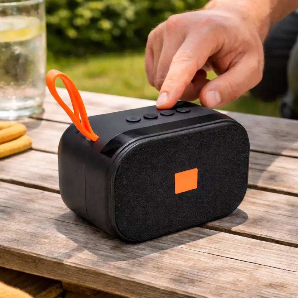 Caixa de Som Personalizada com Suporte 