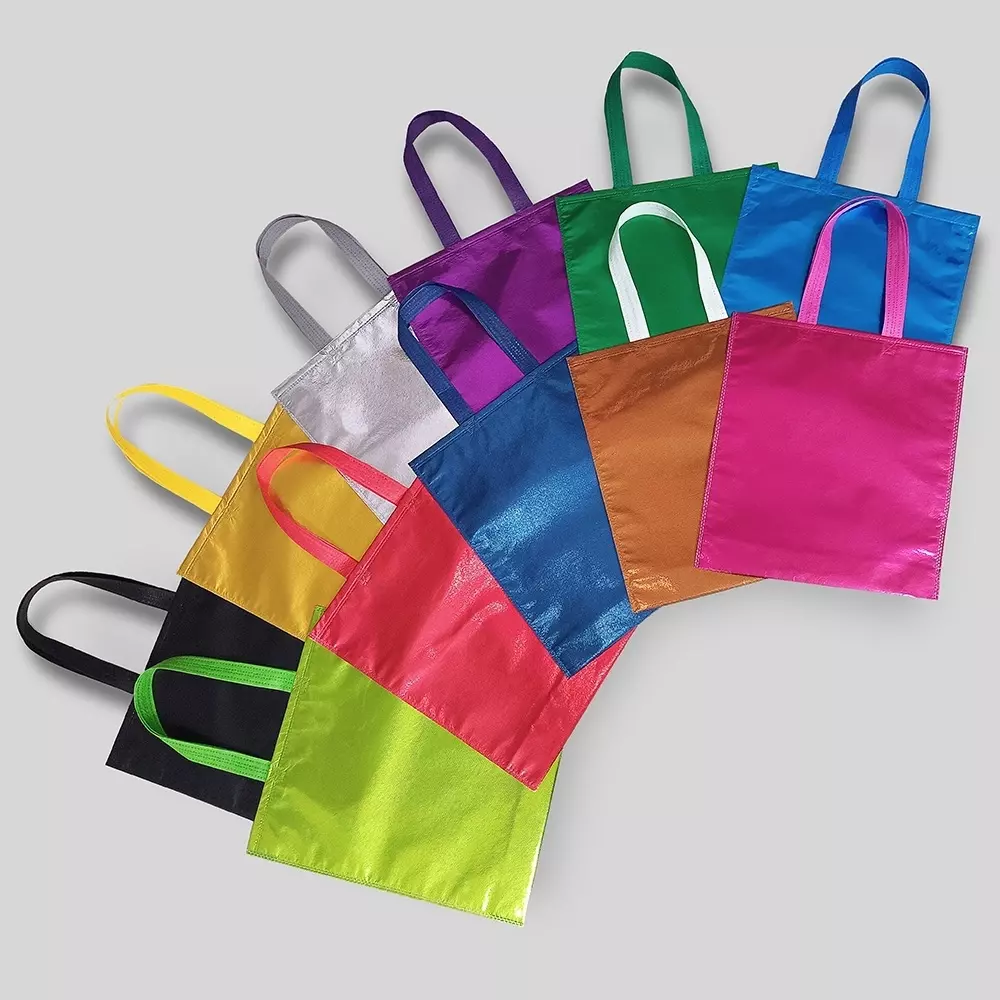 Sacola em TNT 120g/m² Metalizada Personalizada 